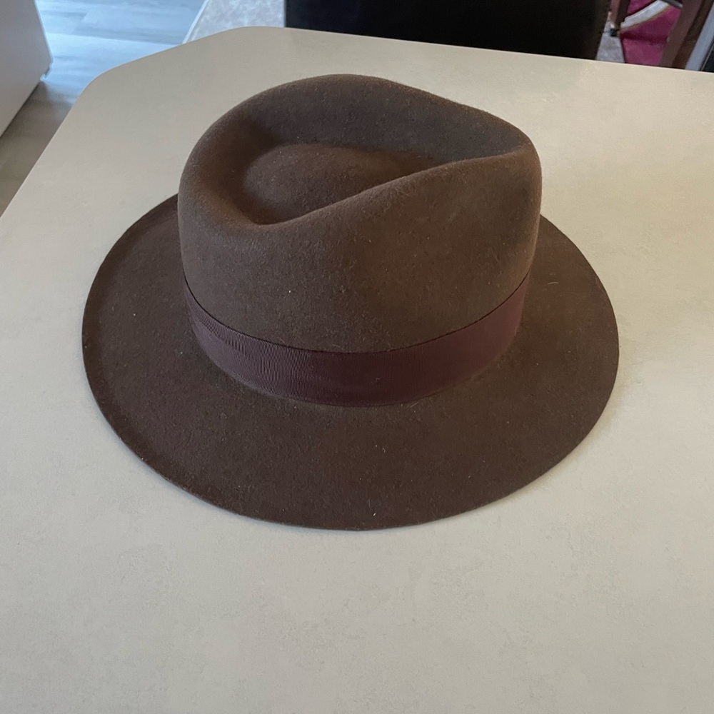 Brown hat - Picture 2 of 7